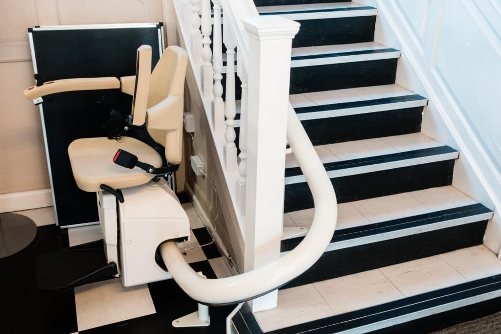 Is Your Bathroom a Fall Risk? Key Signs to Check