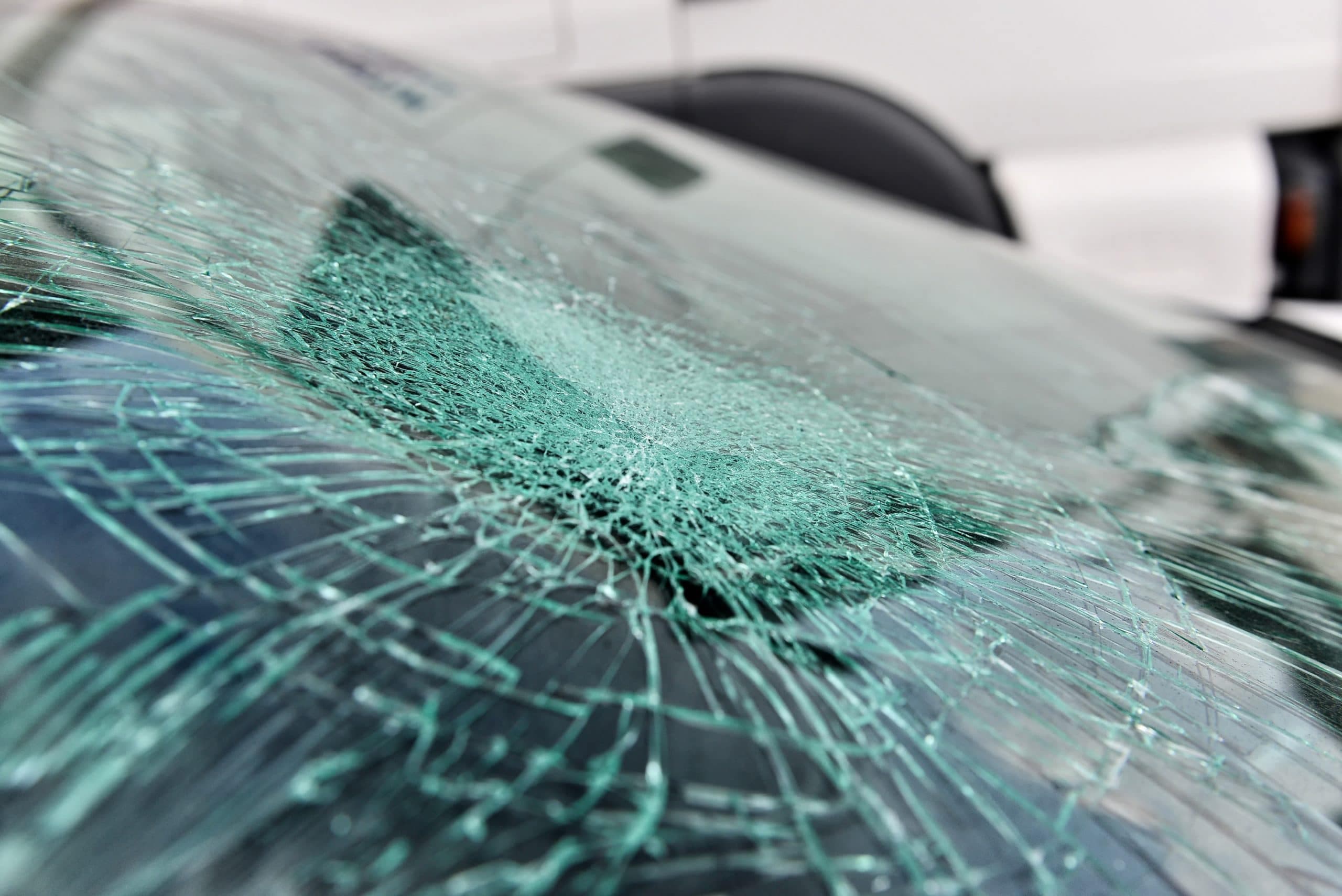 Why Mobile Glass Repair Is Best in Winchester