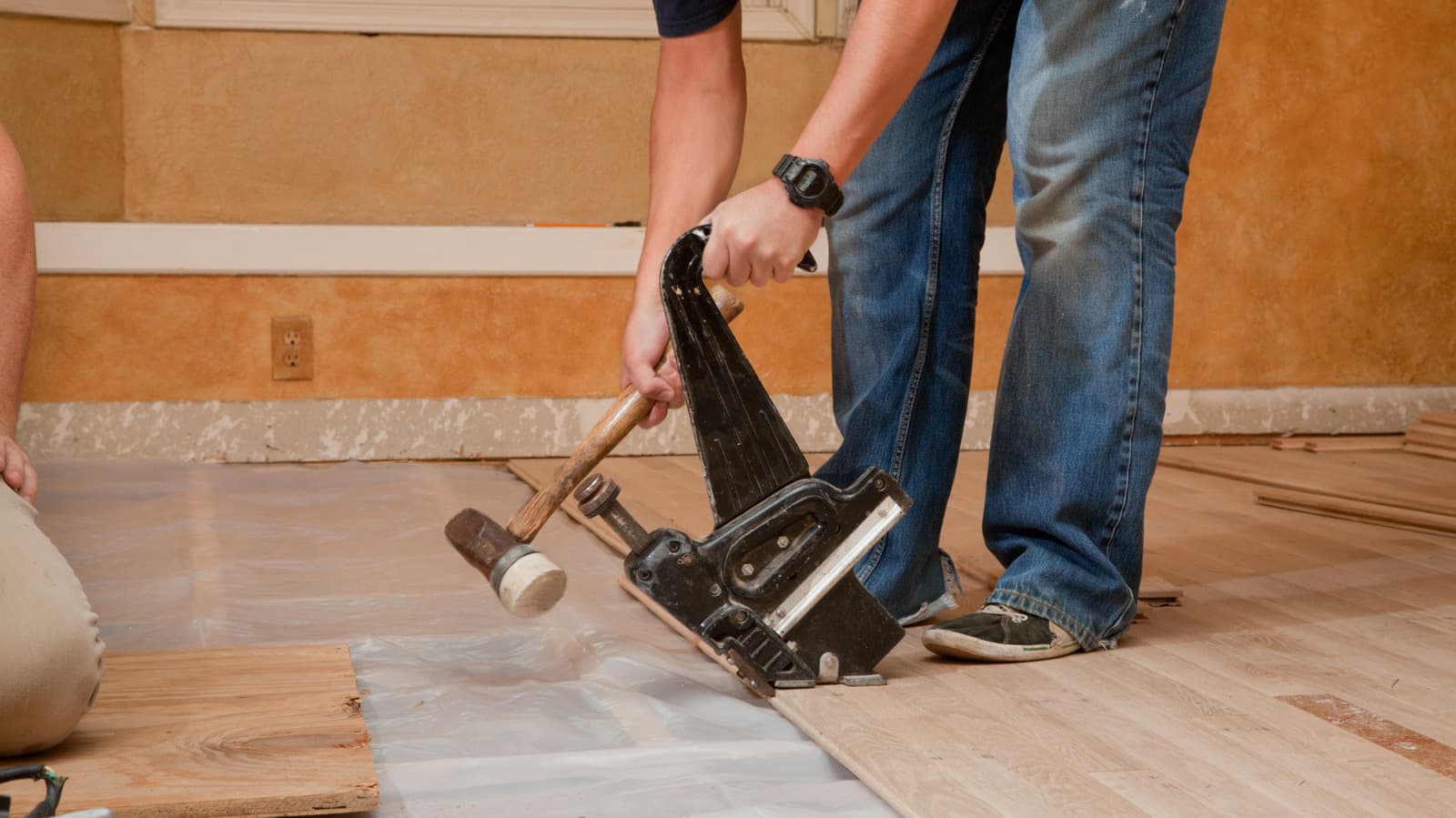 Why Fall Is Best for Floor Installation