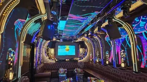 Choose the Right Karaoke Van