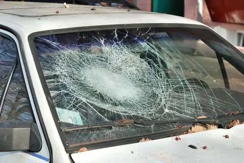 What to Do Right After Your Windshield Cracks