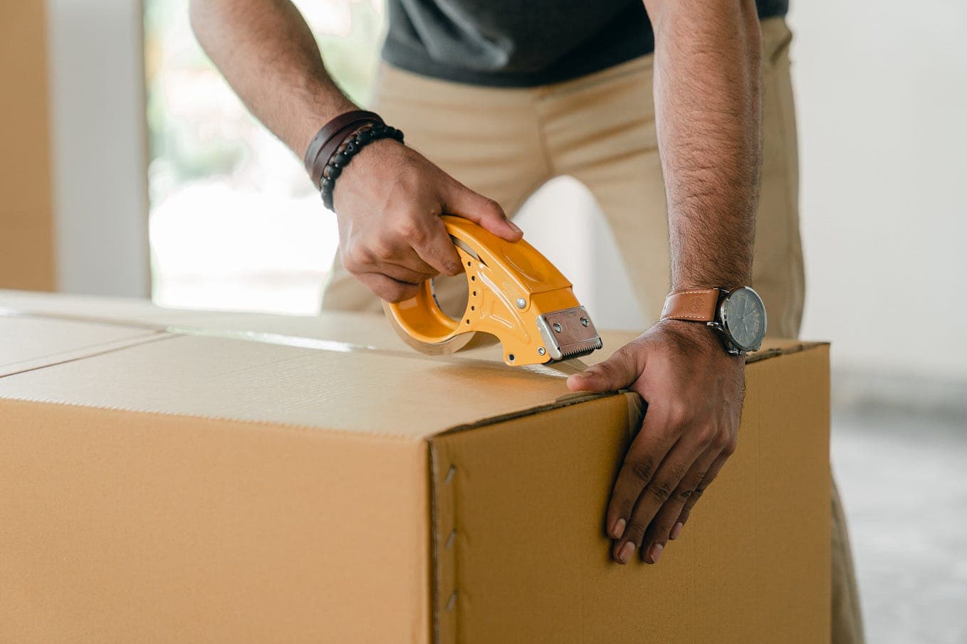 Affordable Moving Support for Families and Students in Seattle
