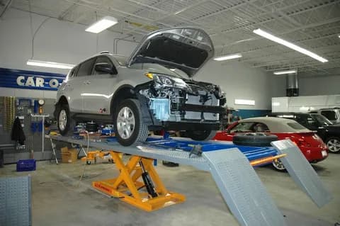 Why Choose a Local Auto Body Repair Shop