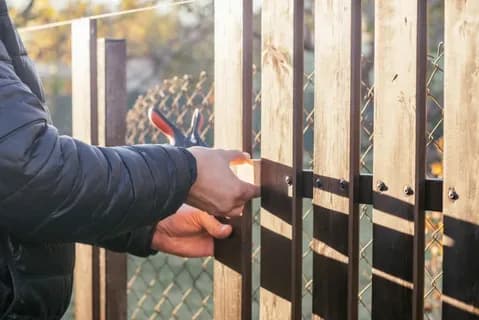 When to Repair Your Fence